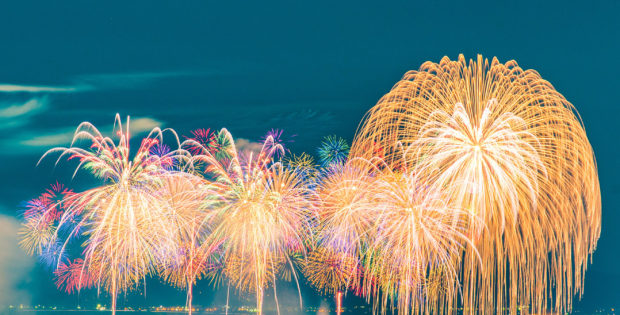 東山ファミリーランドからの尺玉連発と二尺玉