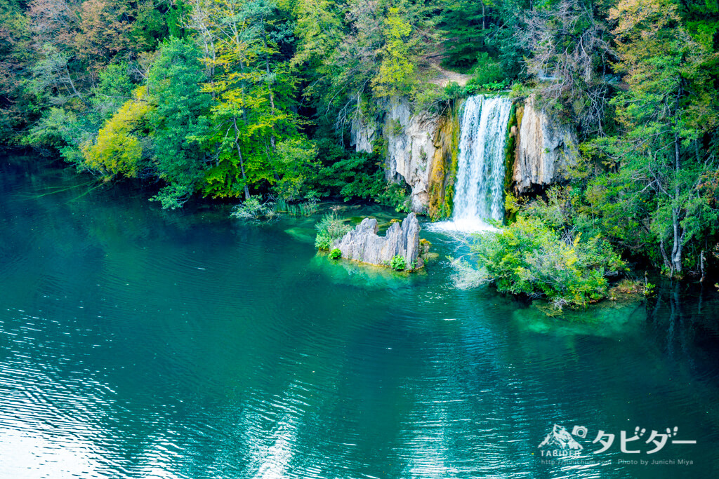 プリトヴィッツェ湖群国立公園のKルートにある滝