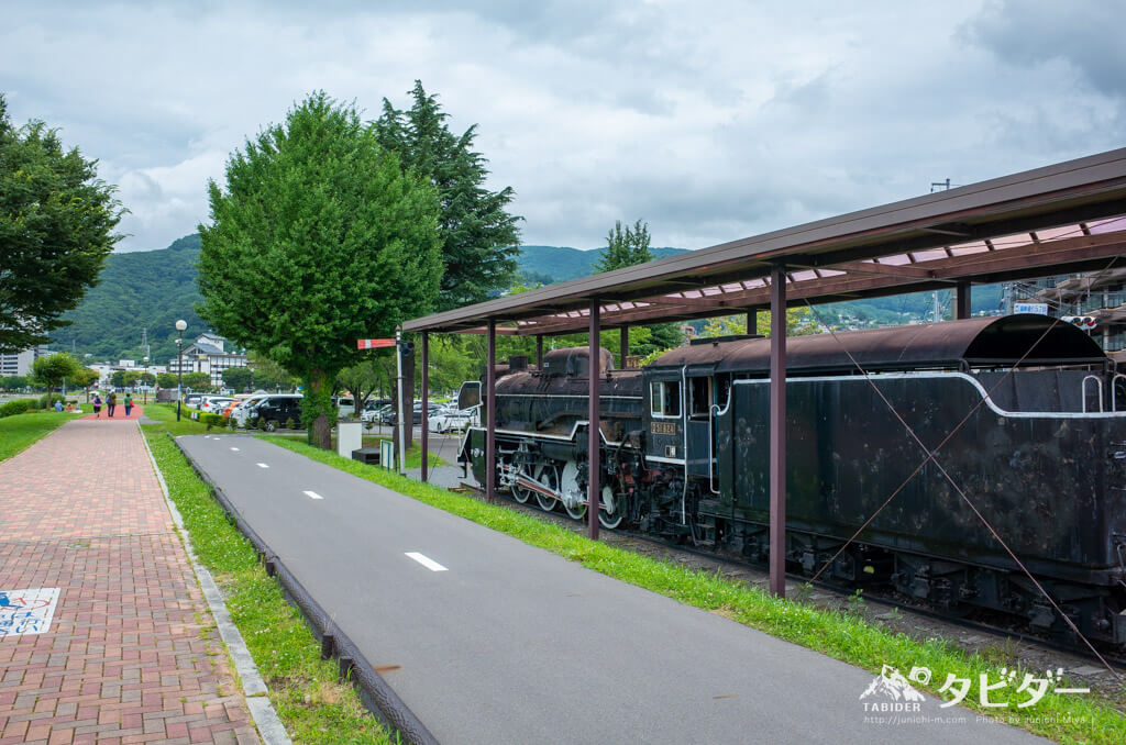 諏訪湖周辺にある「蒸気機関車 D51 824号機」